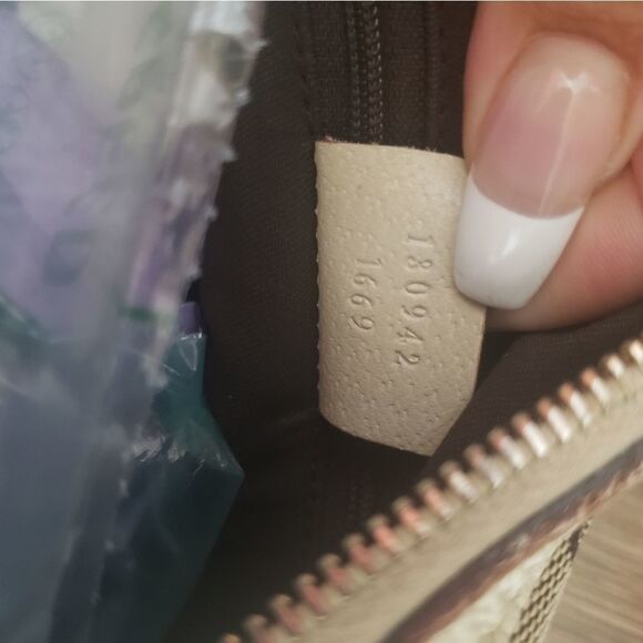 Gucci Boston Bag and Heels Bundle - Picture 9 of 11